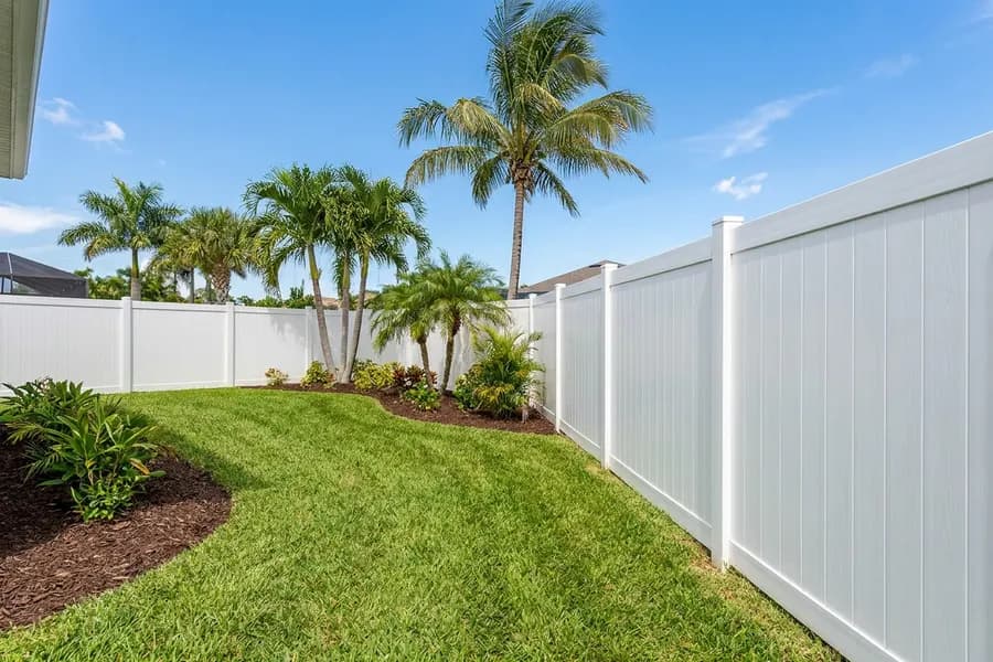 Fencing services in Florida