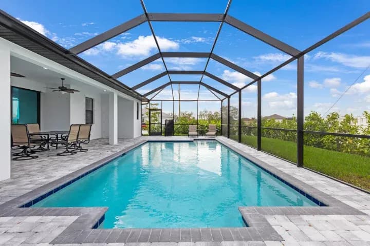 Pool Service services in Florida