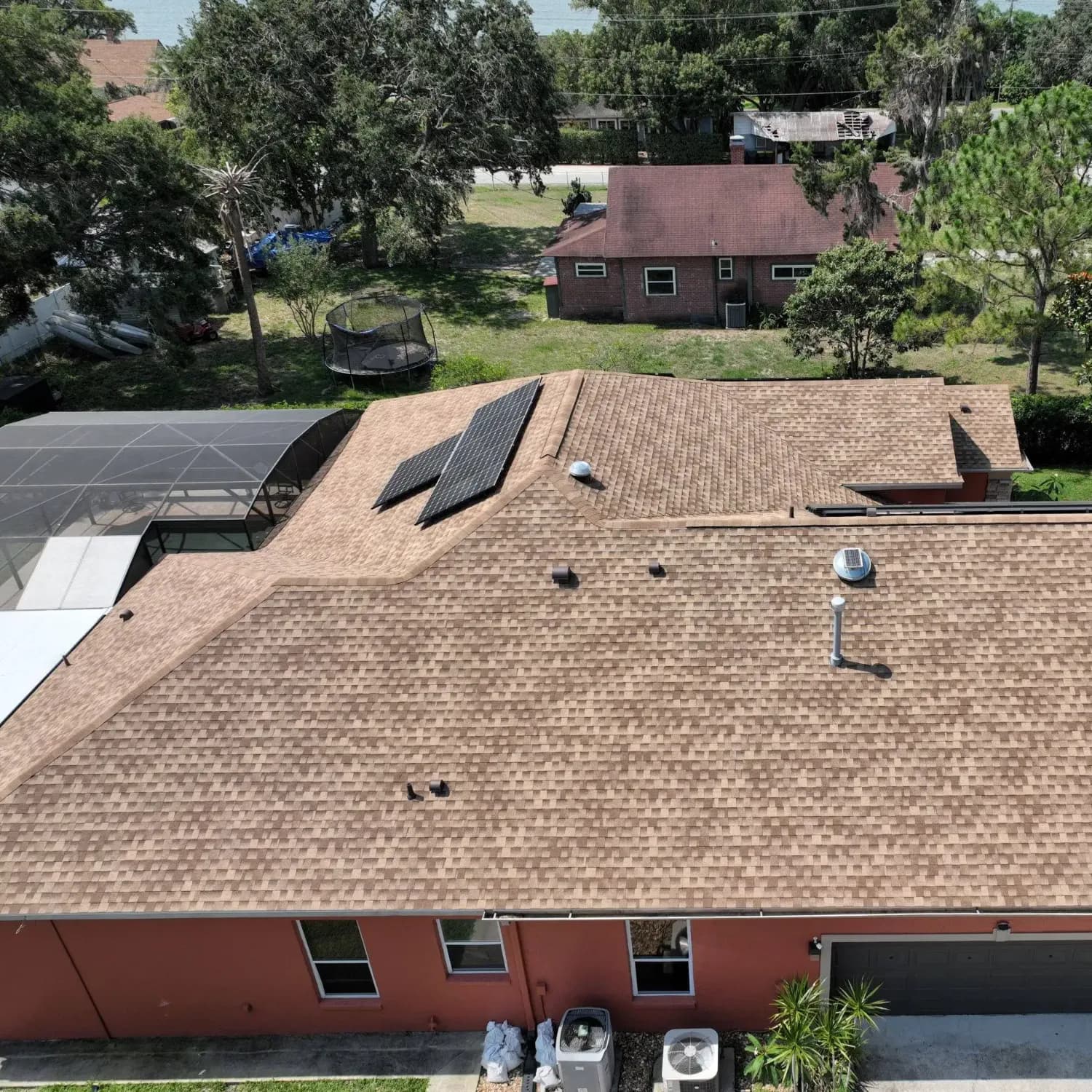 1st Class Roofing, Inc.