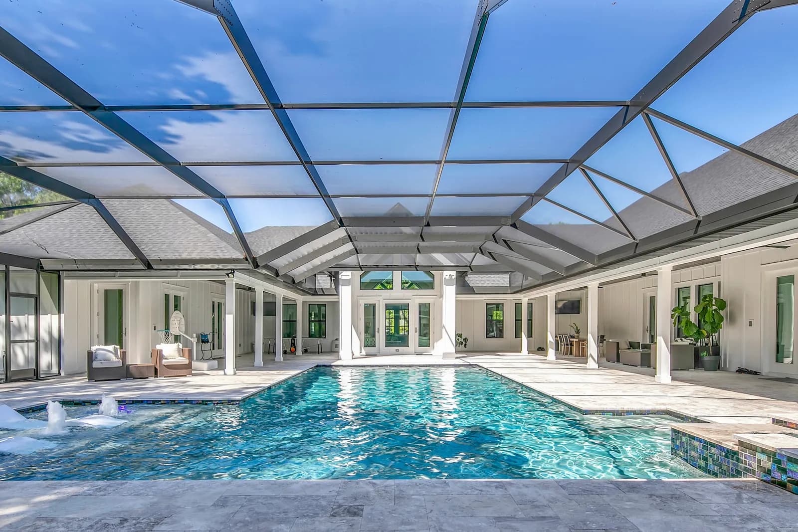 Larsen’s Pool & Spa